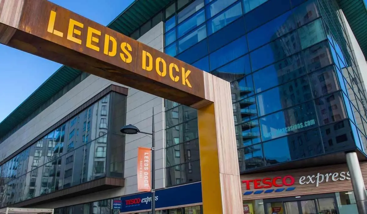 Modern Leeds Dock Apt &Free Secure Parking!